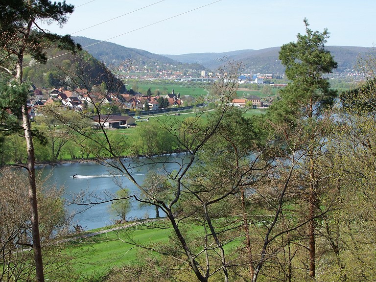 Blick von Pflochsbach auf Lohr a. main am 9. 4. 2011