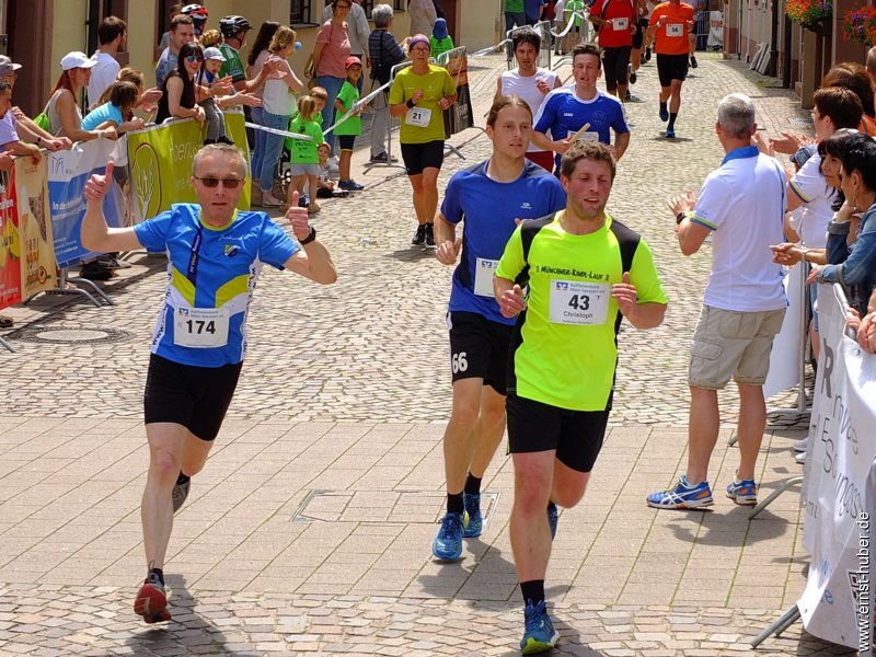 altstadtlauf2019__105.jpg