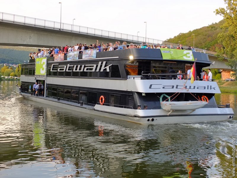 Das BAYERN 3 Partyschiff unterwegs in Lohr a. Main