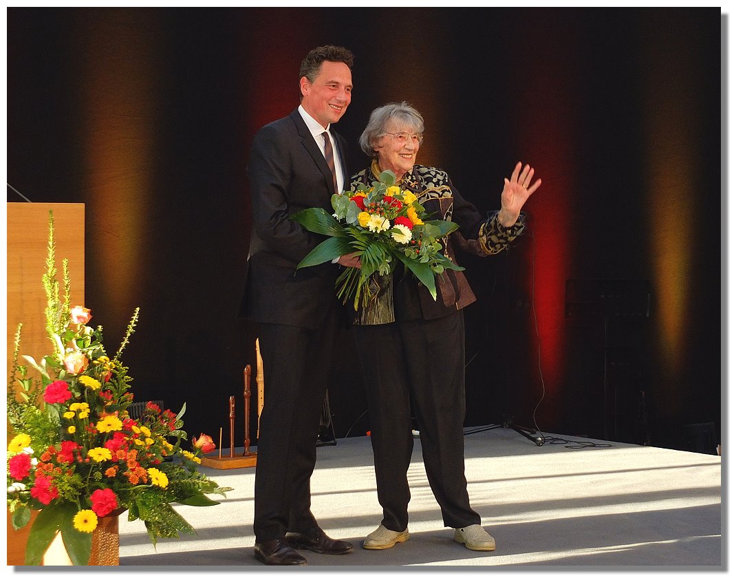 Ehrenring der Stadt Lohr a. Main an Adele Hauck