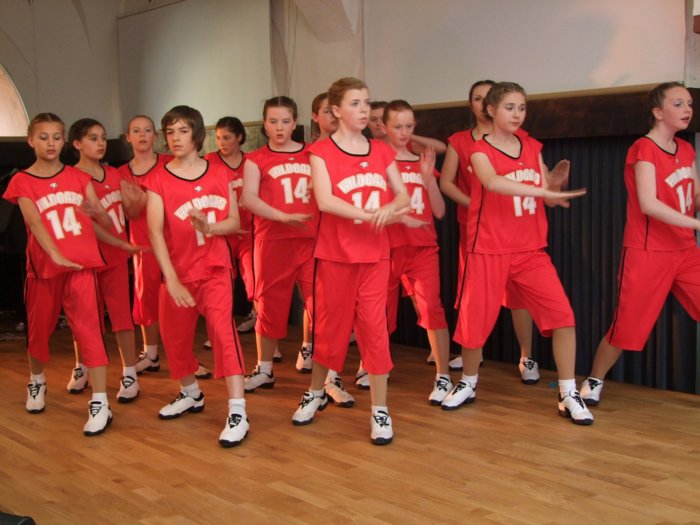 hughesdancers_592.jpg