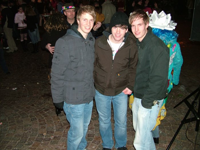 weiberfasching_325.jpg